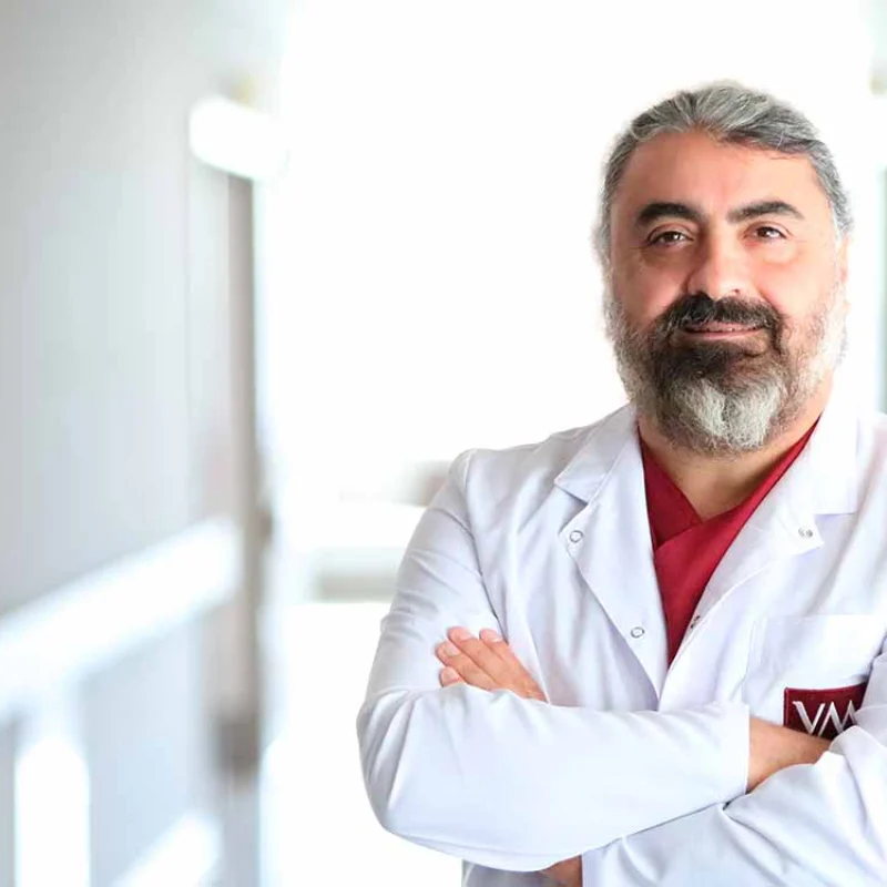 أخصائي الأشعة في مستشفى ميديكال بارك أنقرة الدكتور أوغوزهان أوزدمير