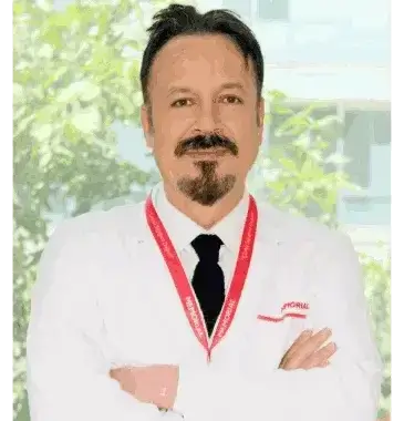 الدكتور فاتح كارا أصلان أخصائي جراحة العظام والكسور في قيصري