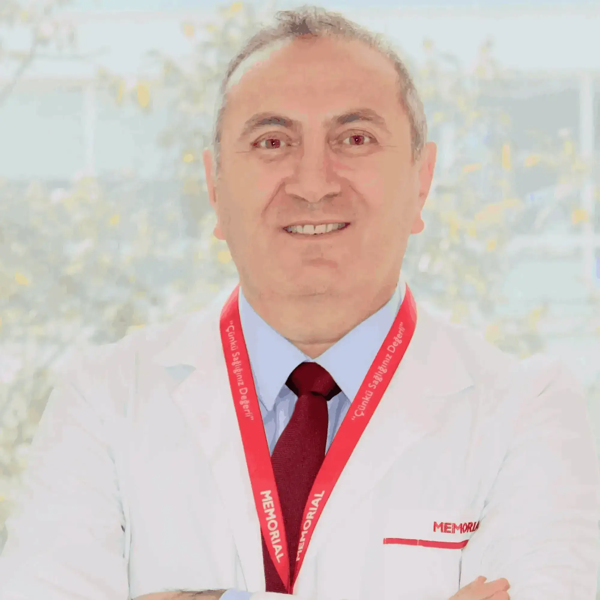البروفيسور الدكتور مصطفى أتاش أخصائي طب العيون وجراحتها في قيصري