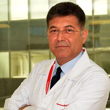 البروفيسور الدكتور أتيلا تانيلي، أمراض الدم والأورام لدى الأطفال وزراعة نخاع العظم — Prof. Dr. Atila Tanyeli, Pediatric Hematology, Oncology and Bone Marrow Transplantation - إسطنبول
