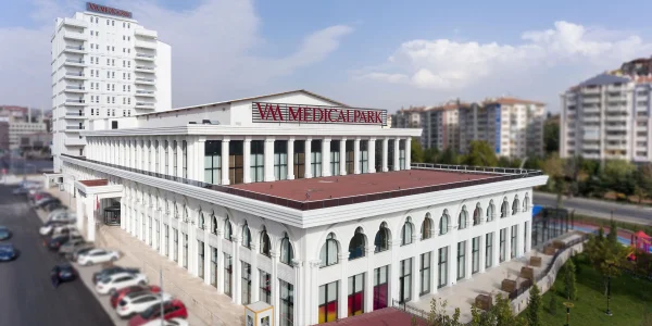 مستشفى ميديكال بارك أنقرة كيتشؤرن رعاية طبية متقدمة