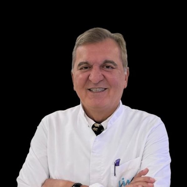 البروفيسور الدكتور أيهان سوجاك، أمراض النساء والتوليد — Prof. Dr. Ayhan Sucak, Obstetrics and Gynecology - إسطنبول