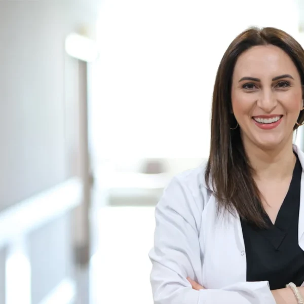 الدكتورة مريم إكن بروفيسوراه في علاج امراض النساء والتوليد في اسطنبول