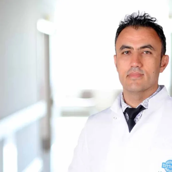 الدكتور مراد سوتشو بروفيسور الأمراض المعدية لدى الأطفال في اسطنبول