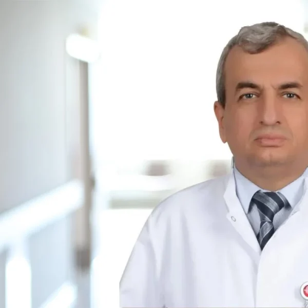 الدكتور سامي أوزتورك أخصائي أمراض الصدر والحساسية في إسطنبول