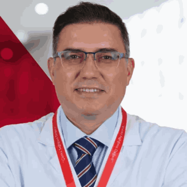 البروفيسور الدكتور علي جمال يوموشاك هويلو، الأنف والأذن والحنجرة — Prof. Dr. Ali Cemal Yumuşakhuylu, ENT - إسطنبول